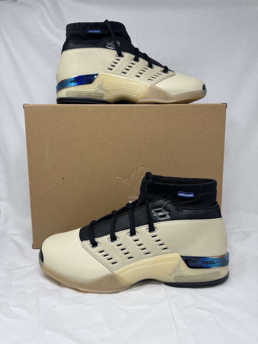 Size 10.5 - Infinite Archives x Air Jordan 17 Retro Low Beach